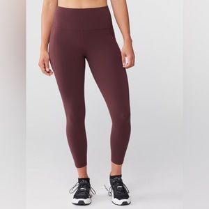 Athleta Salutation Stash Pocket II 7/8 Tight - Spiced Cabernet